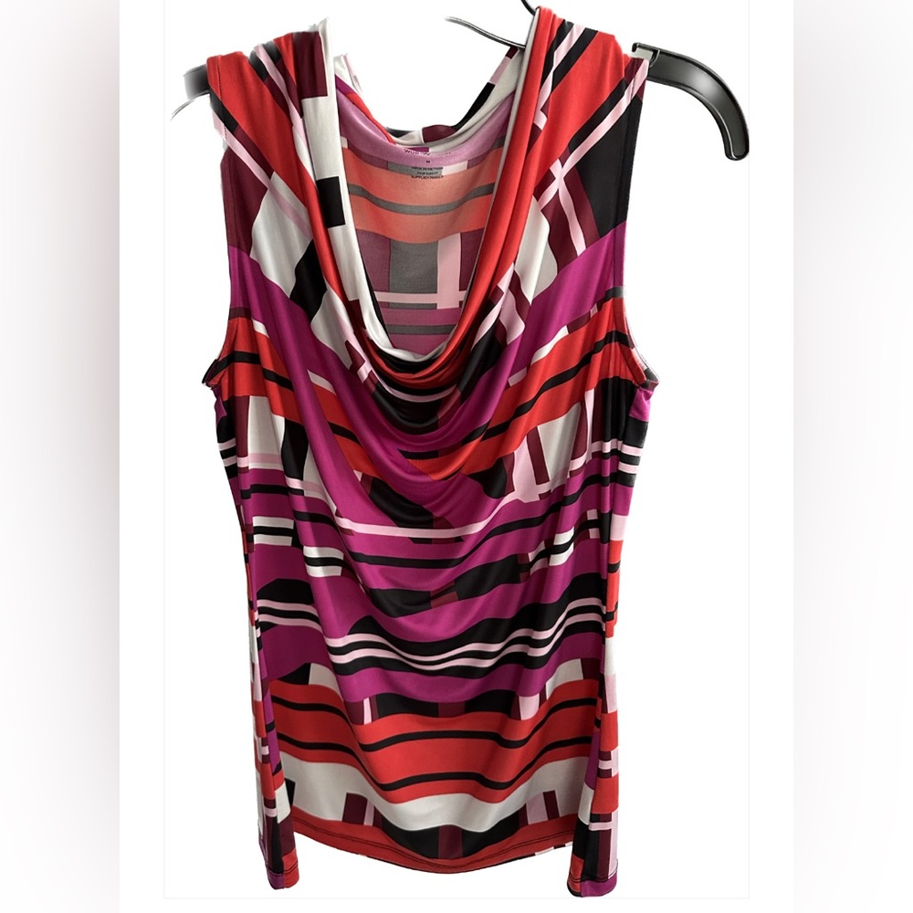Size M Worthington sleeveless blouse.